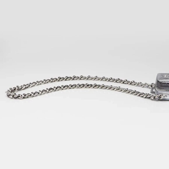 Chanel Metallic Silver Quilted Lambskin Leather Coco Punk Cube Bag - Picture 4 of 11